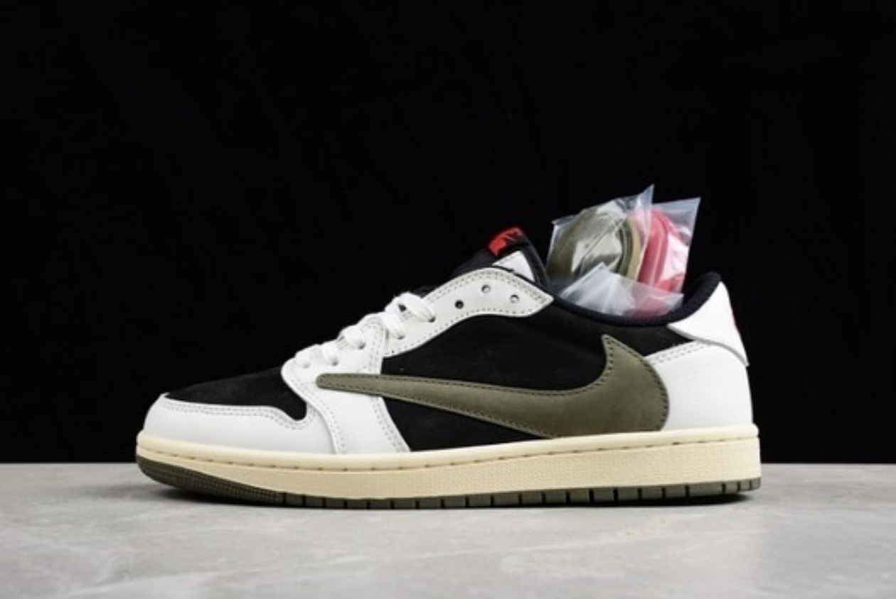 Travis Scott x Air Jordan 1 Retro