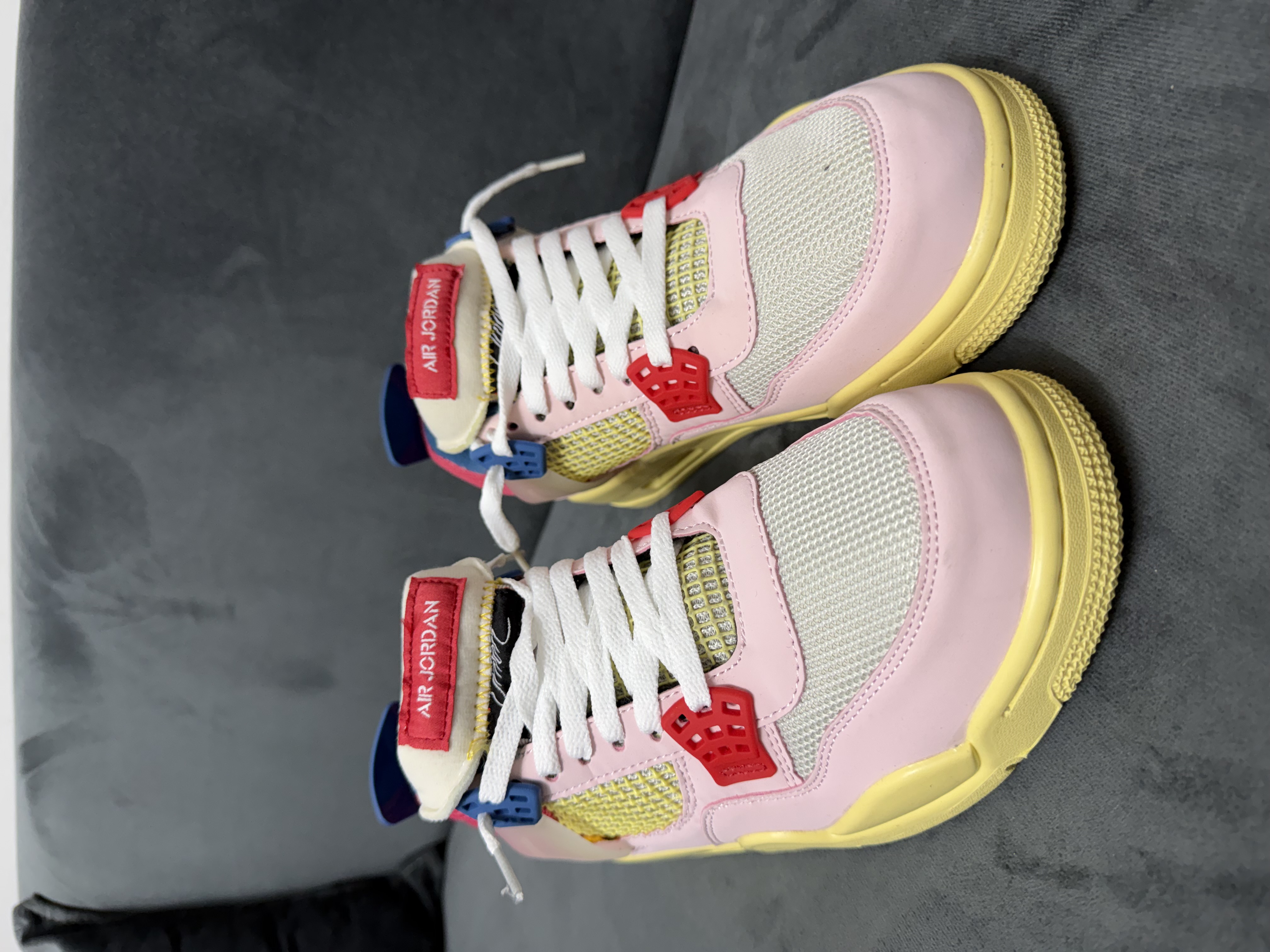 Tênis AIr jordan 4 Guava Ice