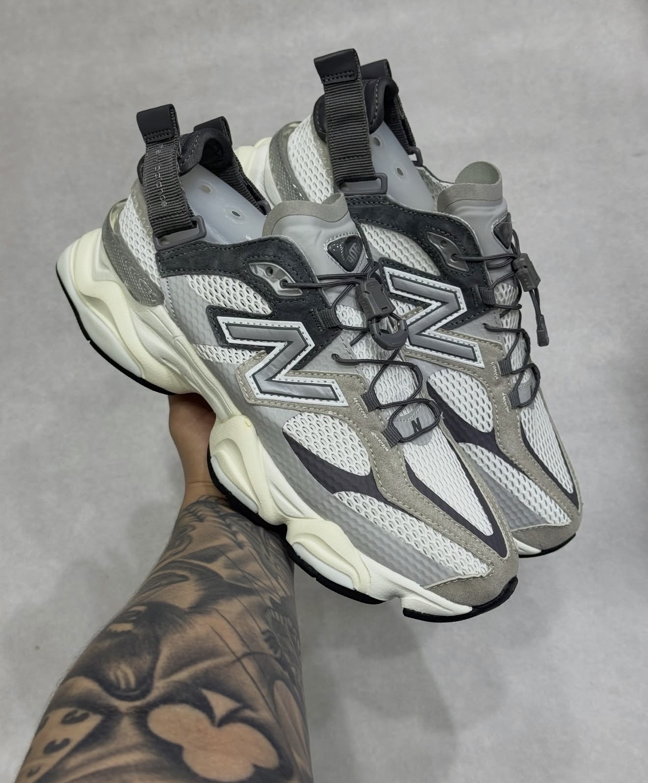 Tênis New Balance 9060 Summer Raiccloud Castlerock