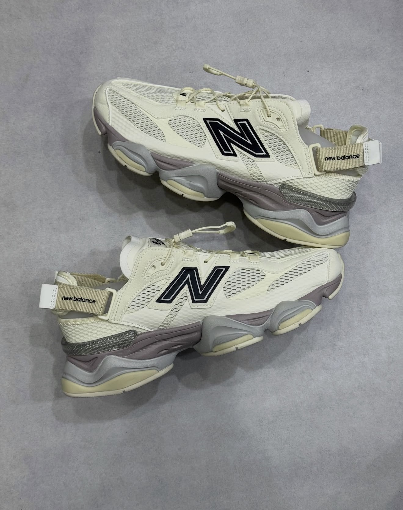 Tênis New Balance 9060 Summer Sea Salt Black Linen