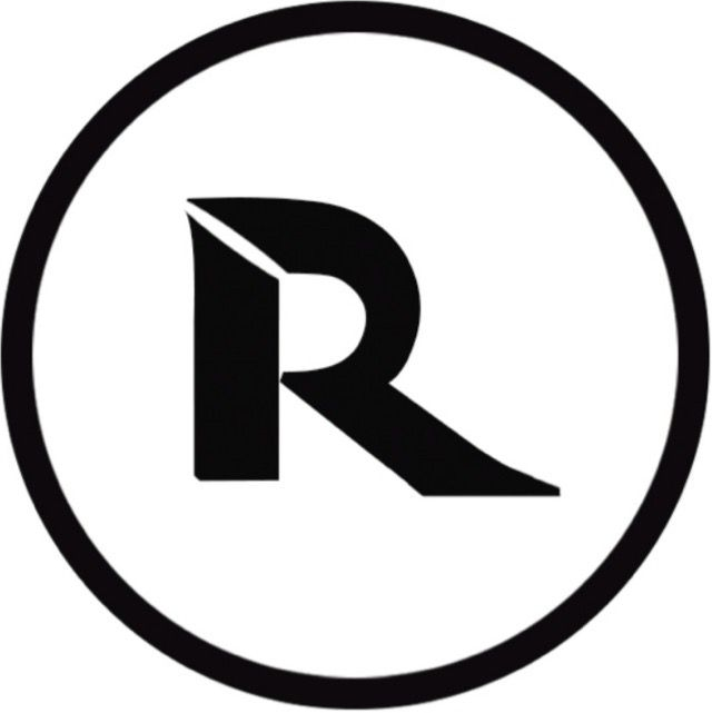 Riich Sneakers